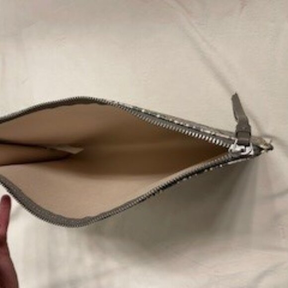 Banana Republic Pouch- Snakeskin Pattern - Picture 9 of 13